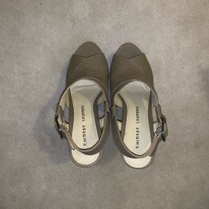 Chinese Laundry wedges